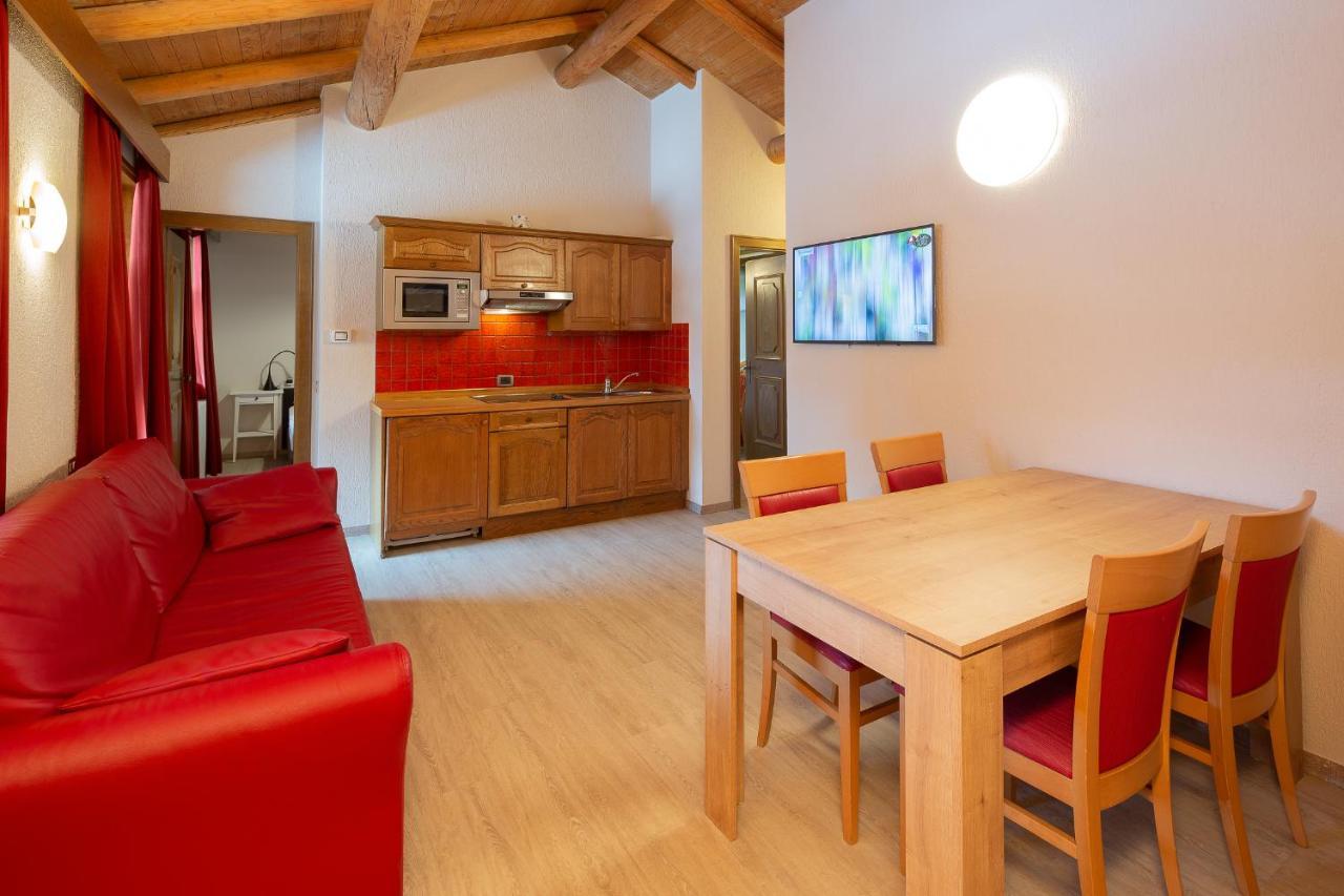 Casa Marcos Lägenhet Livigno Exteriör bild